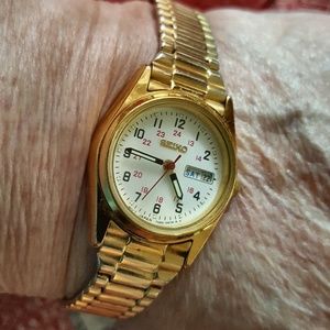 Meet your Posher, Rosemary